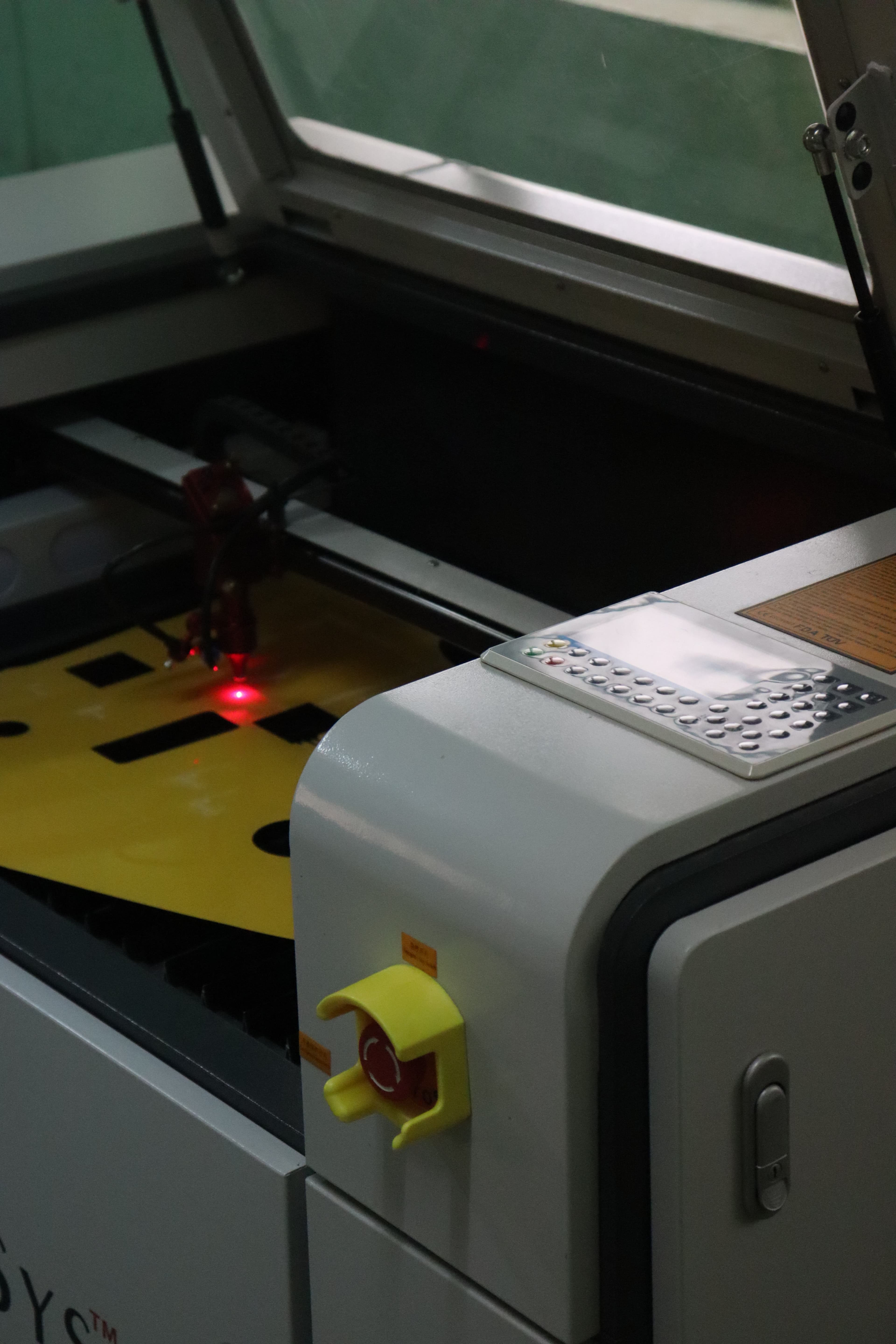 CO2 Laser Engraving & Cutting Machine - Preview